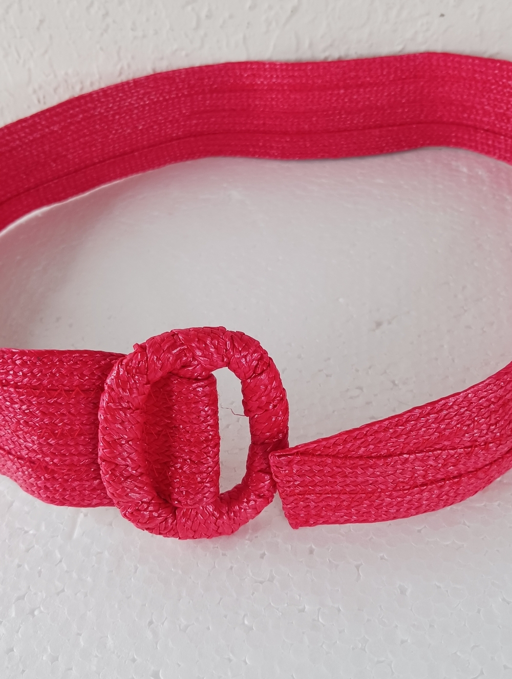 Vintage 80's Wide Cinch Boho Straw Belt Red 31 Inches Long Adjustable Like New